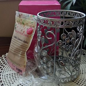 Pink Zebra Floral Diamond Accent Shade